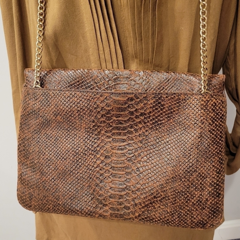 MICHAEL KORS Women Jet Set MK LG CLUTCH Snake Skin Brown original price $248.00. - Picture 7 of 12
